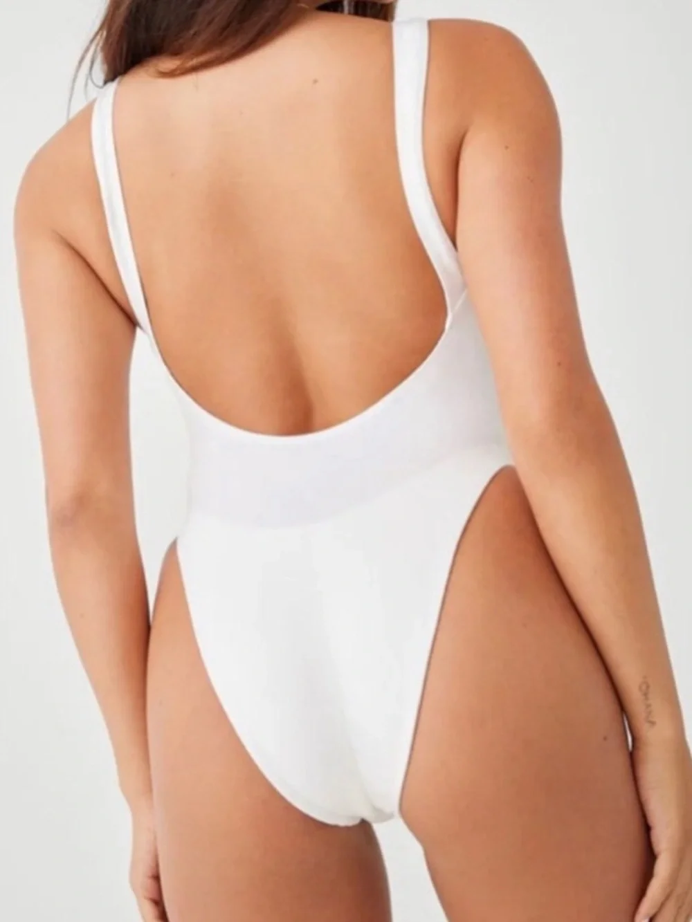 Frankie’s Bikinis × Pamela Anderson White Pamela Cheeky One Piece Swimsuit XL